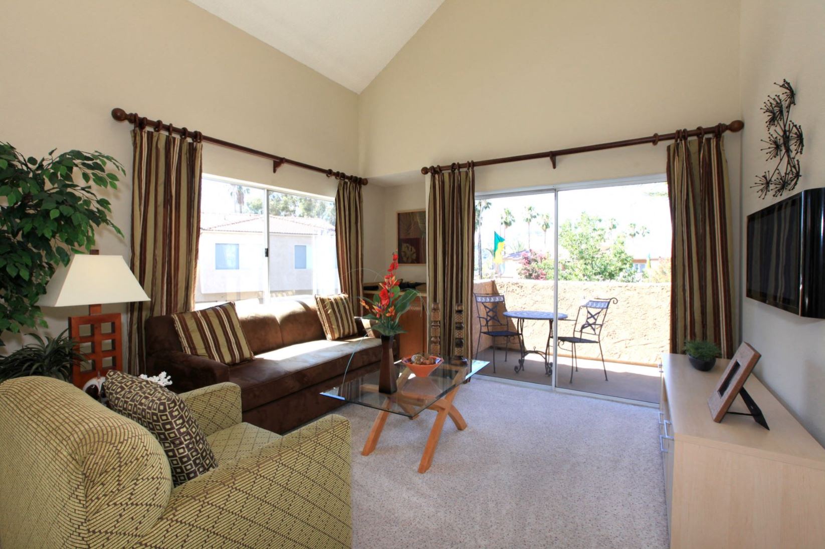 Floor plan for 1 bed, 1 bath, 628 sqft